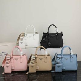 Picture of Prada Lady Handbags _SKUfw155082116fw